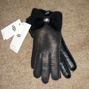 UGG gloves